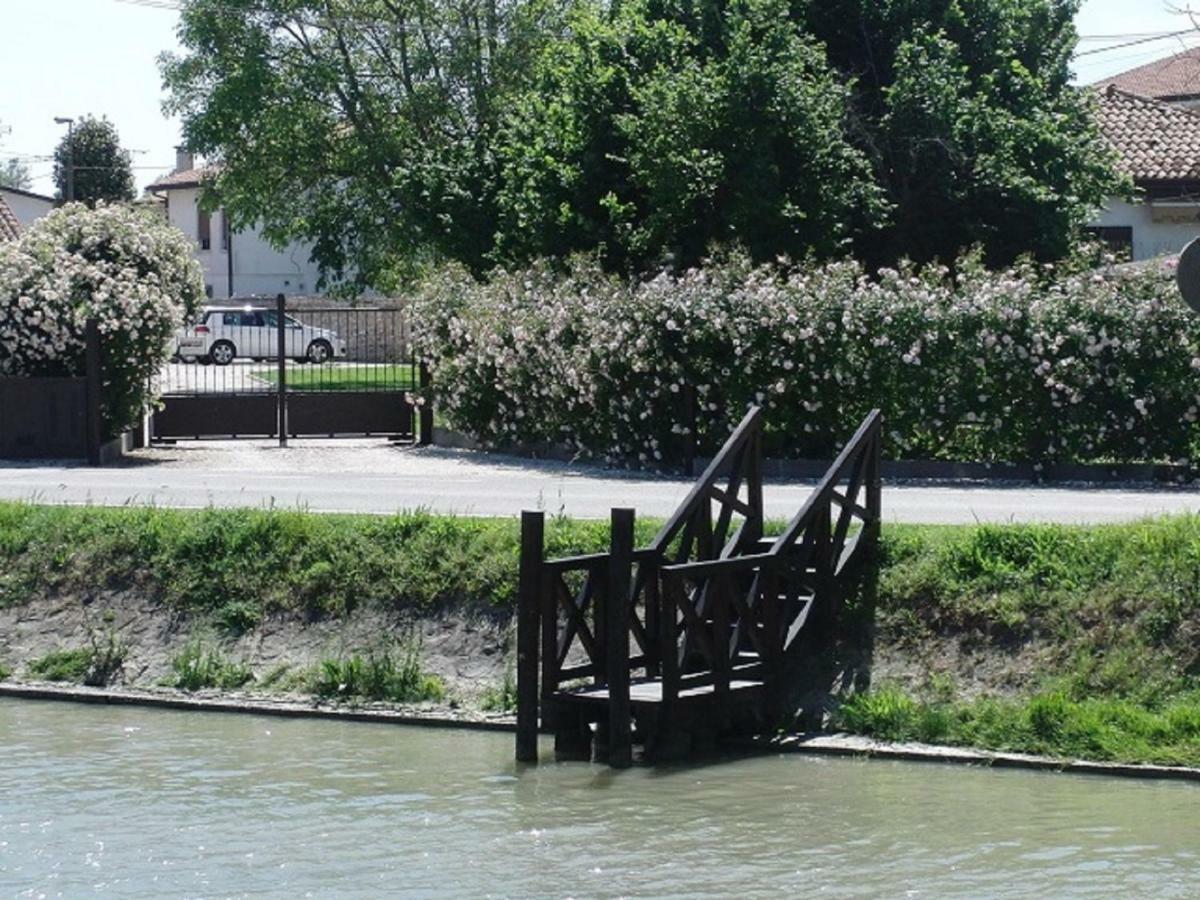 Apartamento Particolari Del Brenta Oriago Di Mira Exterior foto